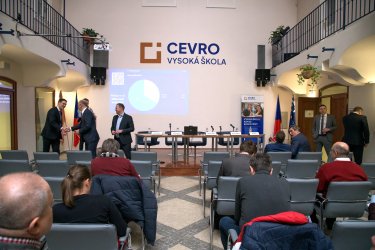 Workshop „Proč (ne)přijmout euro?“