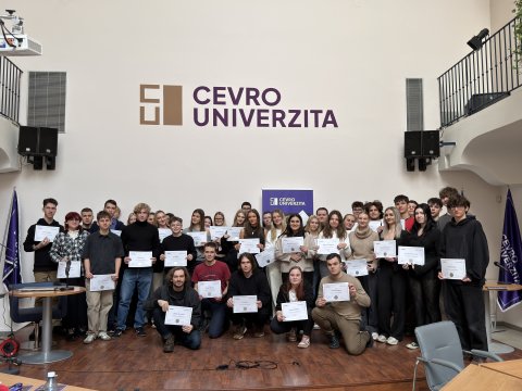 Zažij studium na CEVRO Univerzitě na vlastní kůži!