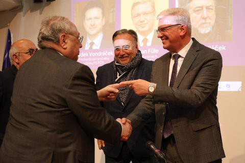 Czech Republic and Central Asia: Partnership for the 21st Century. An expert debate on the future of mutual relations took place at CEVRO University.