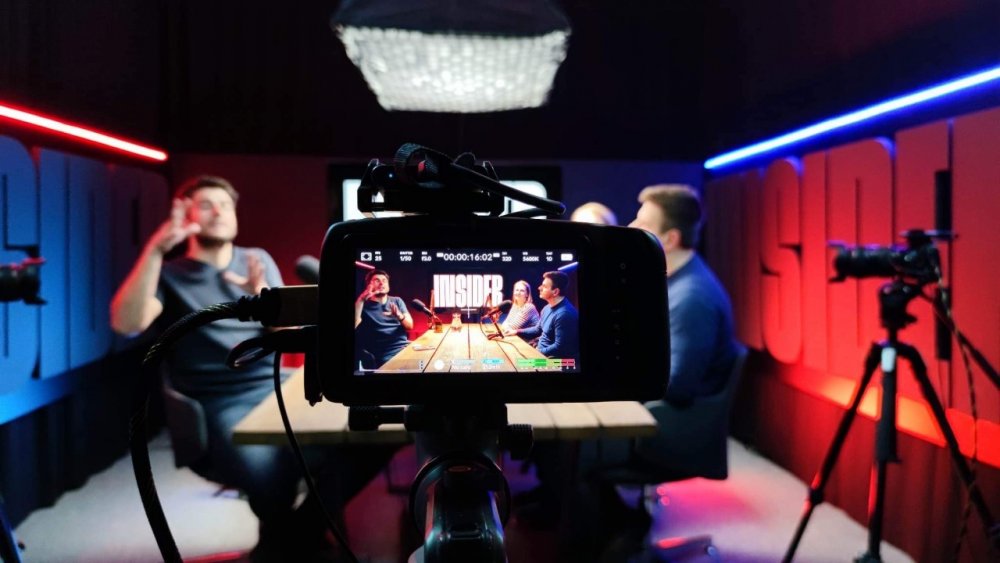 Média a současné mediální prostředí (P.G.D.J.)